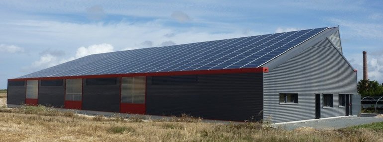 photovoltaique sur hangar de stockage